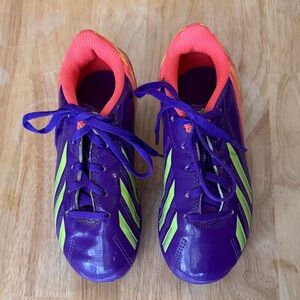Adidas Kids Soccer Shoes Cleats in Purple and Green Size 11